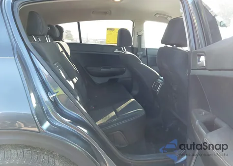 2020 Kia Sportage Lx z USA, uszkodzony, nr VIN KNDPM3AC9L7643195